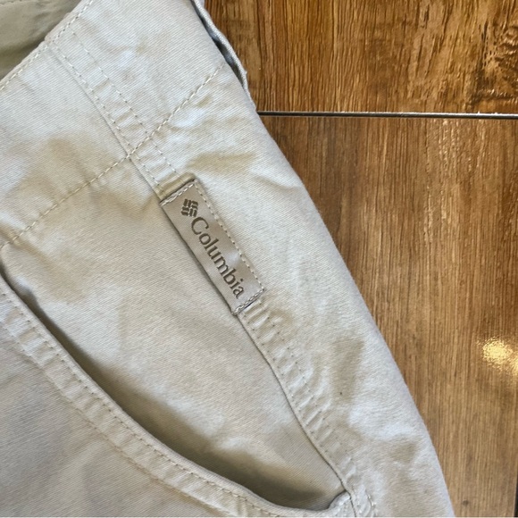 COLUMBIA Women’s Tan Straight Leg Utility Pants Cotton Size 4 - Picture 8 of 12